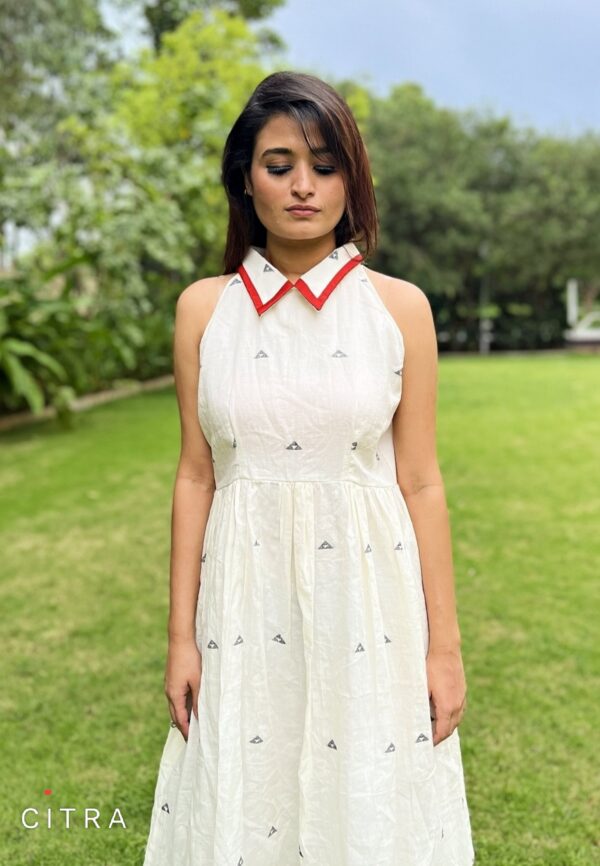 CITRA Handmade Pure Cotton Jamdani Dress - Image 2