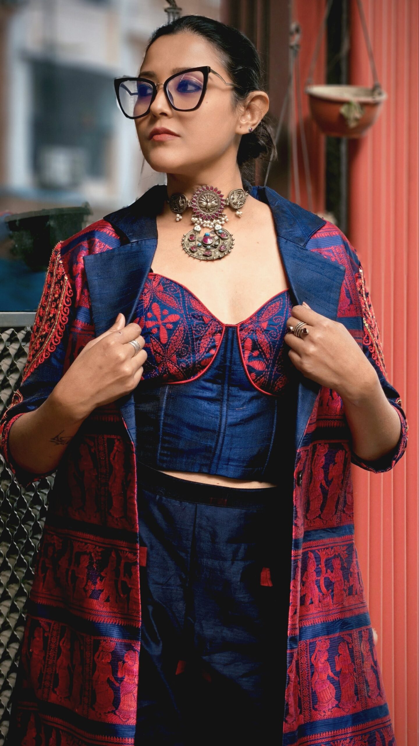 Handmade Pure Silk Baluchari long Overlay set - Image 2