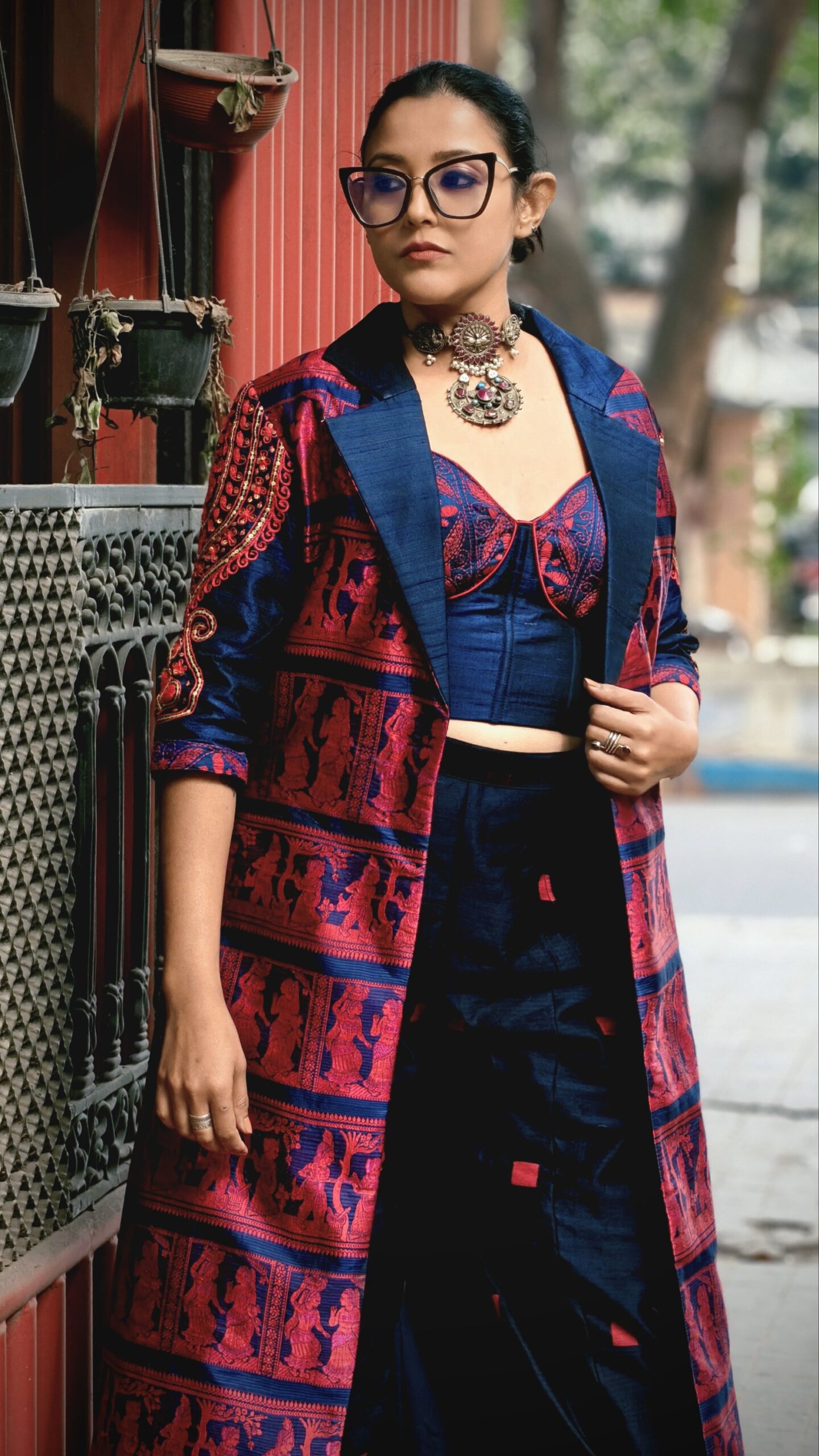 Handmade Pure Silk Baluchari long Overlay set - Image 4